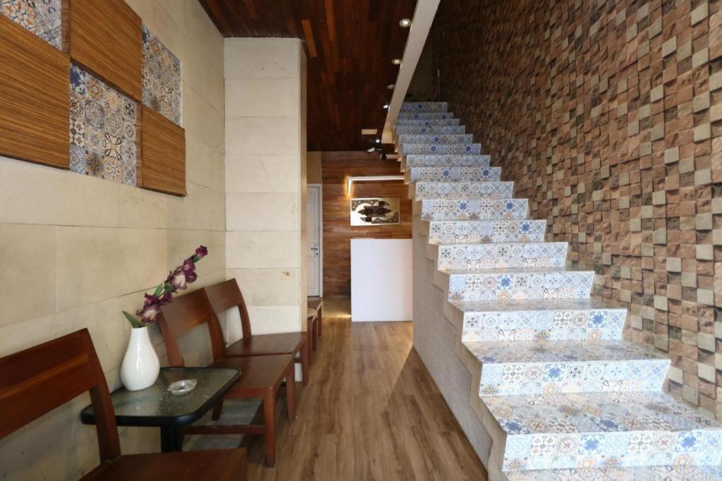 Magnolia Hotel Jakarta Buitenkant foto
